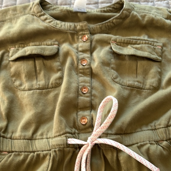 EUC -👗Carter’s Little Pocket Dress - Picture 3 of 8